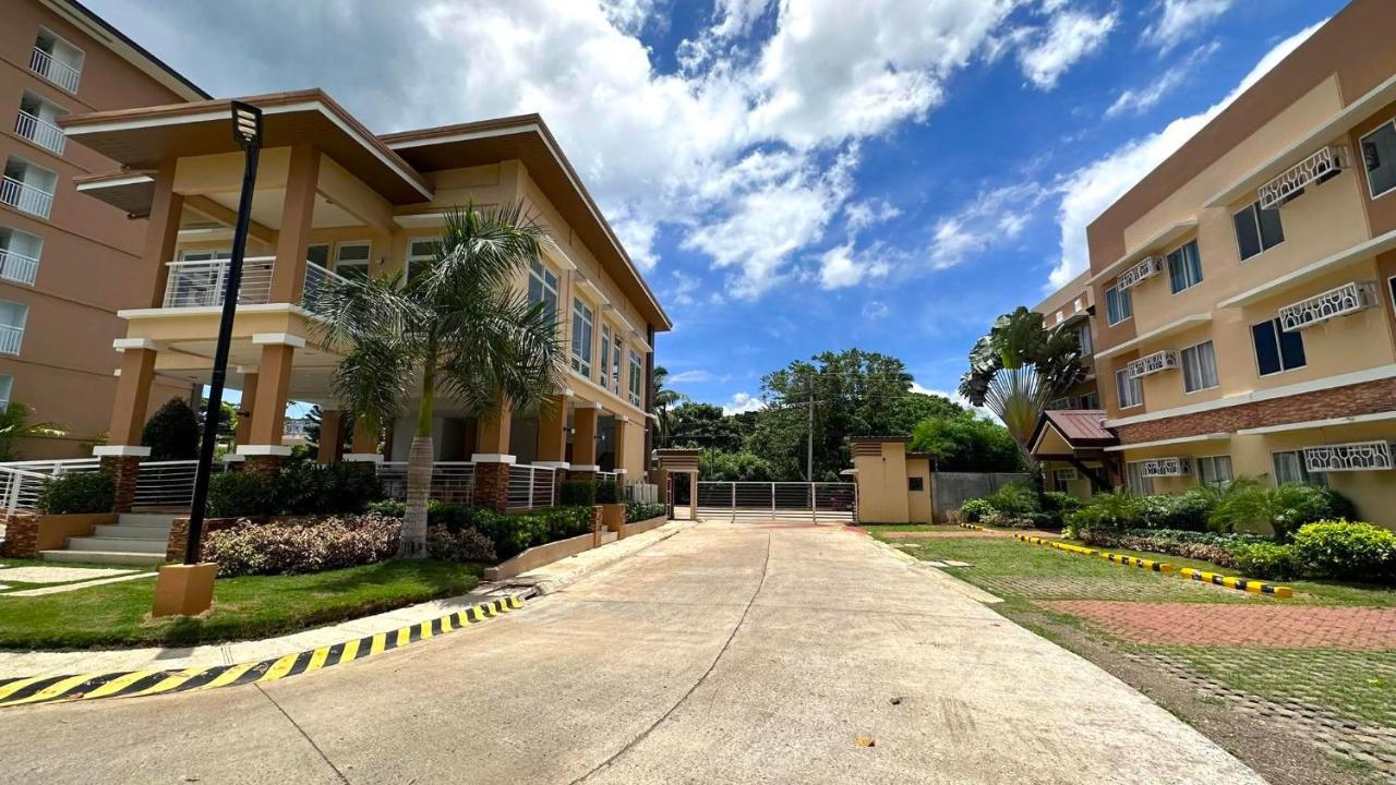 2 Bedroom And Studio Apartments With Private Pool And Gym In Vista Manors Verdant 푸에르토프린세사 외부 사진