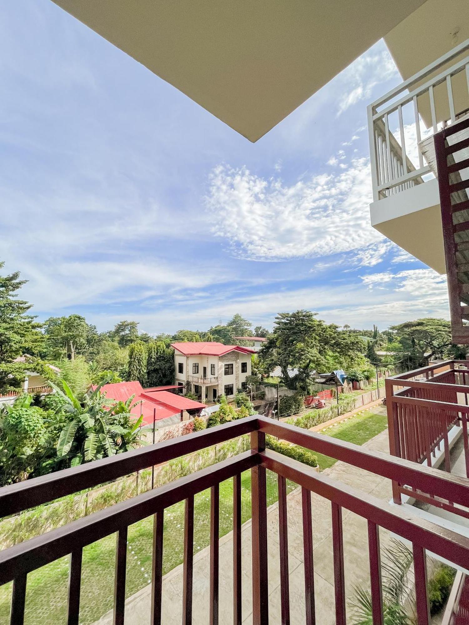 2 Bedroom And Studio Apartments With Private Pool And Gym In Vista Manors Verdant 푸에르토프린세사 외부 사진