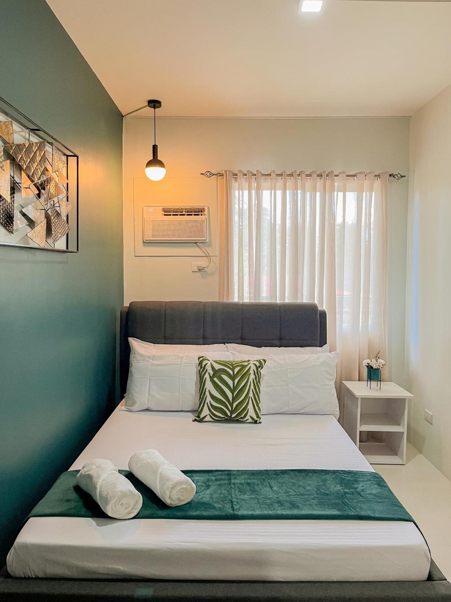 2 Bedroom And Studio Apartments With Private Pool And Gym In Vista Manors Verdant 푸에르토프린세사 외부 사진