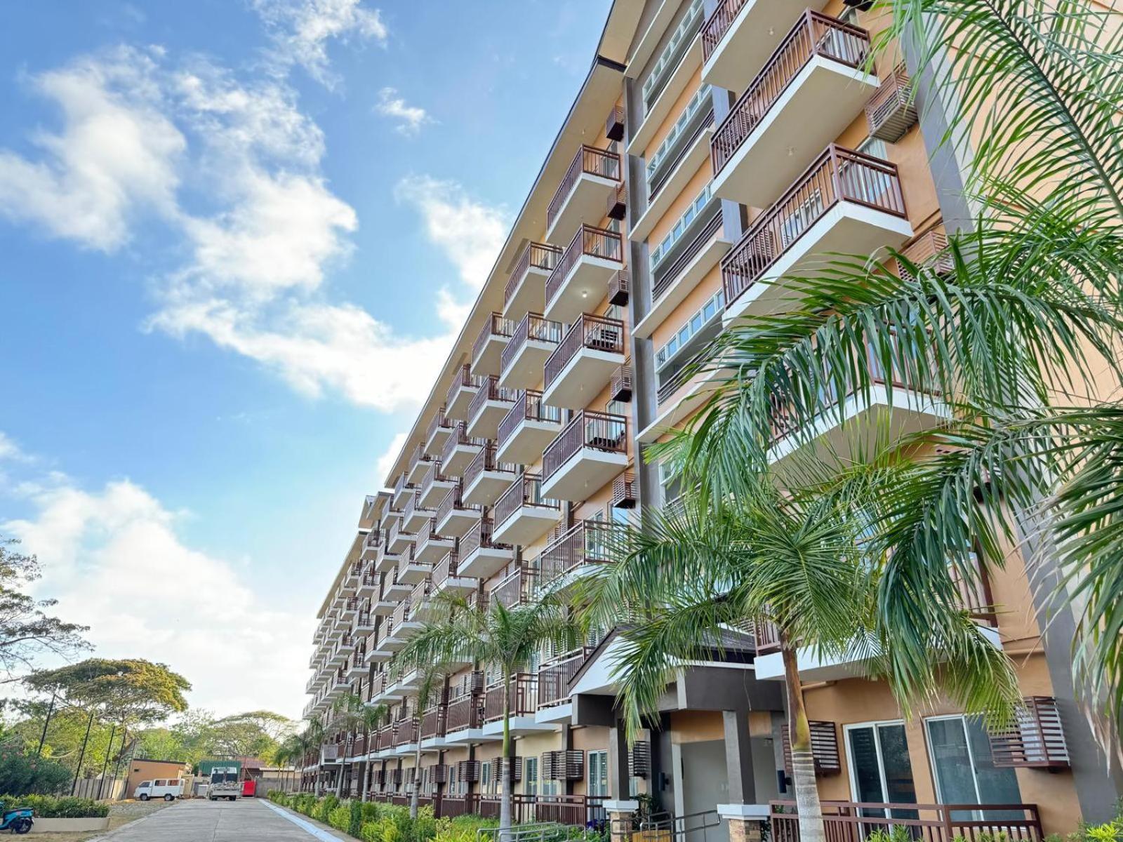 2 Bedroom And Studio Apartments With Private Pool And Gym In Vista Manors Verdant 푸에르토프린세사 외부 사진